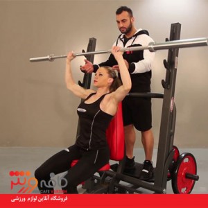آموزش بدنسازی با دستگاه بالا سینه